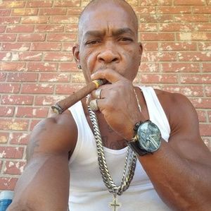 Meet your Posher, Bladimir